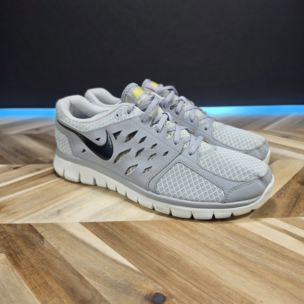 Nike Flex 2013 Run Men's 12 Gray Black Running Shoes 579821-009 Lightweight Mesh
